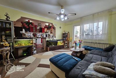 Apartament cu 5 camere decomandat în Micălaca - 2