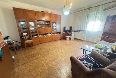 Apartament decomandat 3 camere 2 bai balcon zona Terezian - 34