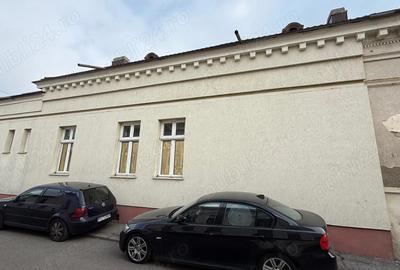 Casă cu 3 camere în Central - 8