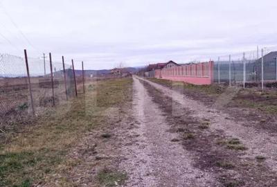 Teren de 1062 mp, în Central - 7