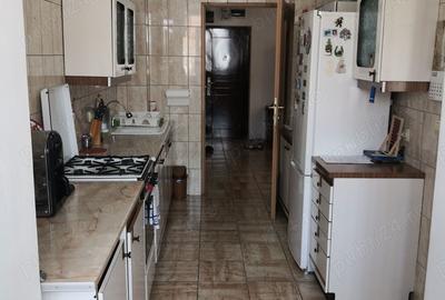 Ap 3 camere 84 mp+64 mp pod inalt - 4