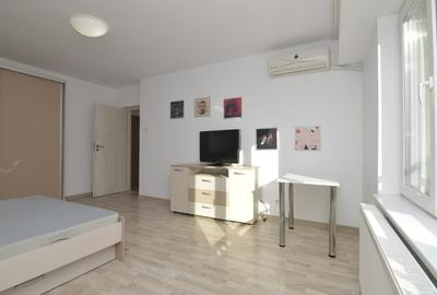 RealKom-Agentie Imobiliara/Oferta Inchiriere Garsoniera Unirii-Nerva Traian - 2