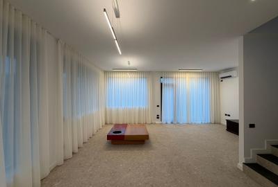 Casă individuală cu 4 camere cu Teren 300 Mp în Tunari - 1