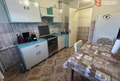 Apartament cu 3 camere semidecomandat, mobilat în Girocului - 4
