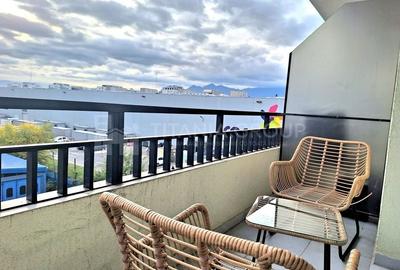 Garsoniera superba, 47 mp, balcon deschis - bloc Eleven, langa Coresi - 10