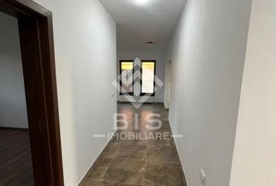 Casă cu 4 camere cu Teren 700 Mp în Unirea - 14