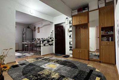 Apartament cu 3 camere decomandat în Progresul - 4