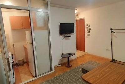 Tomis Nord (Strada Sucevei) - Garsoniera 30mp, Centrala gaze - 300 euro - Termen lung - 3