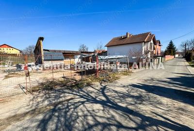 Teren de 600 mp, în Criș - 1