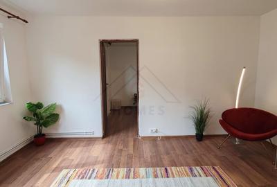 Apartament cu 2 camere nedecomandat, mobilat în Circumvalațiunii - 31