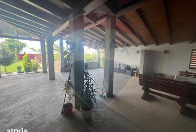 Casă cu 6 camere cu Teren 1615 Mp în Central - 15