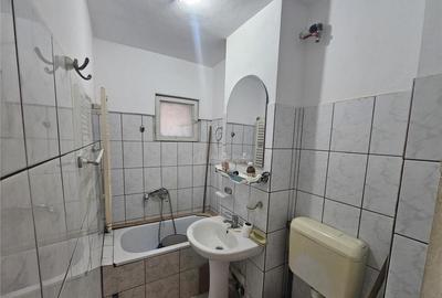 Resita, 2 Cam. Cf. 1, Et. 1, Micro 2 - 17