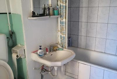 Apartament cu 2 camere decomandat în Pucioasa - 1