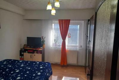 Apartament decomandat 3 camere 1Mai - 3