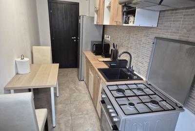 Apartament cu 3 camere decomandat în Popești-Leordeni