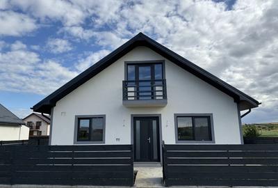 Casă cu 4 camere în Central - 2