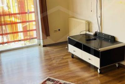 Casă cu 5 camere cu Canalizare în Bună Ziua