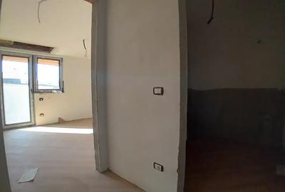 Vilă de Epocă Spatioasă în Zona Vitan Mall - 12
