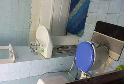 Vand apartament patru camere,decomandat zona Ramiro. - 9