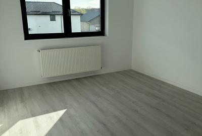 Casă individuală cu 5 camere cu Teren 400 Mp în Dascălu - 11