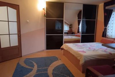 Casă cu 4 camere cu Teren 1000 Mp în Central - 4