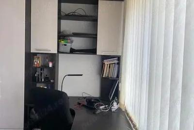 Apartament cu 3 camere semidecomandat în Podu Roș - 3