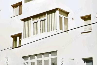 Proprietar: vand apartament 2 camere
