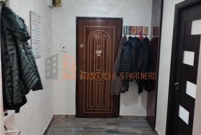 Apartament 3 camere cf1 semidecomandat zona Micro 3 - 4