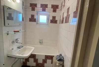 Apartament cu 5 camere decomandat în Miorița - 14