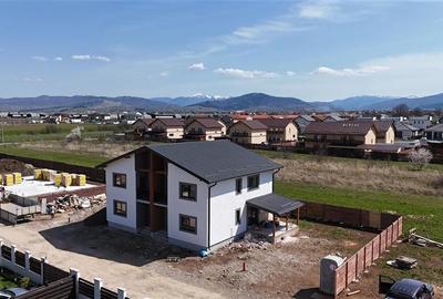 Duplex cu 4 camere cu Teren 350 Mp în Tărlungeni - 5