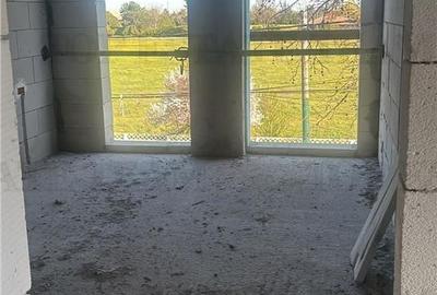 Apartament cu 3 camere în Brătianu - 6