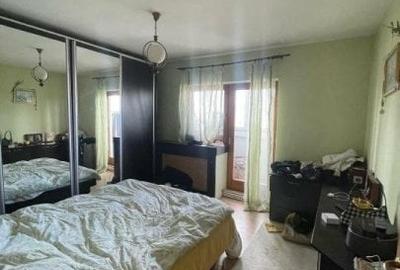 Apartament cu 4 camere decomandat, mobilat în 13 Septembrie - 2