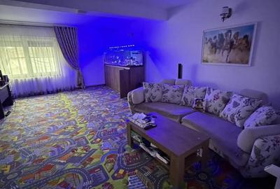Casă cu 4 camere în Central - 3