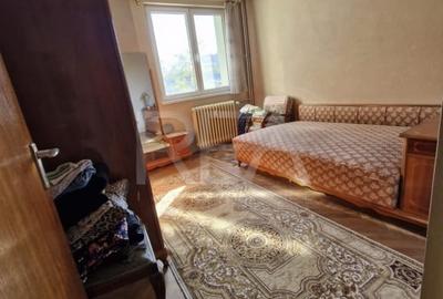 Apartament cu 3 camere la 15 minute de mers pe jos de statia de metrou Titan - 6