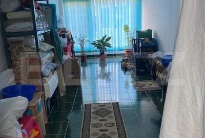 Spațiu comercial, de 300 mp, în Central - 2