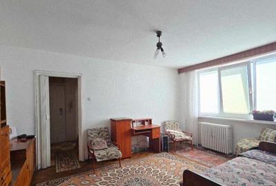 Apartament 2 camere de vanzare Splaiul Crisanei, Decebal - 5