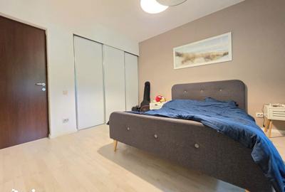 Apartament cu 3 camere, mobilat în Văcăresti - 12