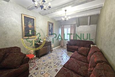 Apartament cu 4 camere decomandat în Central - 2
