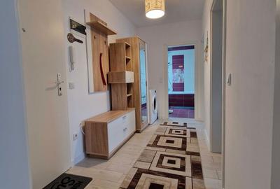 Apartament cu 2 camere decomandat în Avantgarden