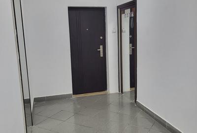 Spațiu comercial, de 10 mp, în Orizont - 8