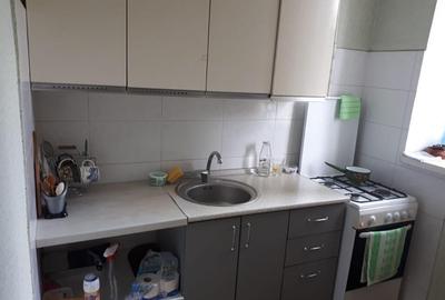 Inchiriez garsoniera in zona Marasti - 1