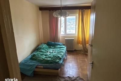 Apartament cu 4 camere în Central - 3