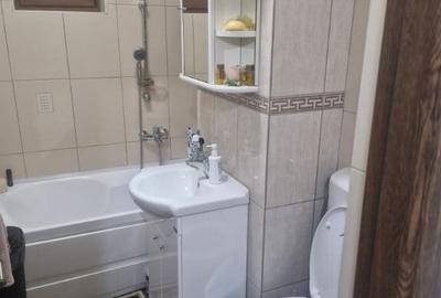 Apartament cu 2 camere semidecomandat în Micro 3 - 7