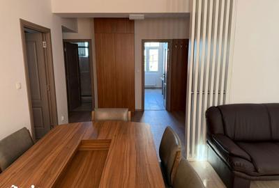 Apartament cu 3 camere decomandat în Ultracentral