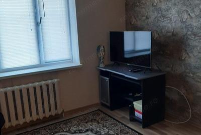 Apartament de vanzare cu 2 camere in zona Giulesti - 1