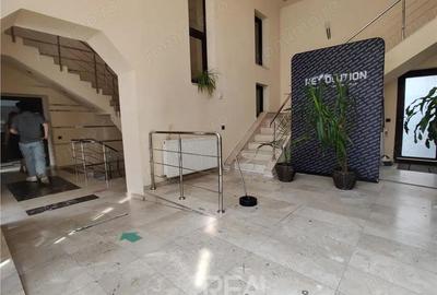 Spațiu comercial, de 170 mp, în Central - 2