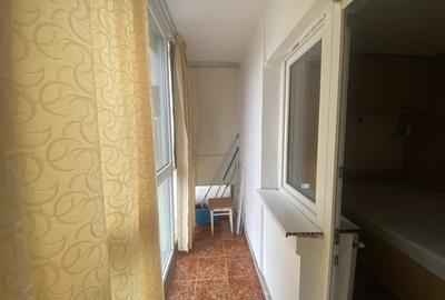 Apartament cu 3 camere decomandat, mobilat în Titan - 16