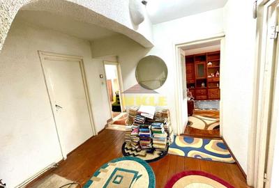 Apartament cu 3 camere decomandat în Central - 3