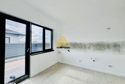 Casă cu 3 camere cu Teren 250 Mp în Prelungirea Ghencea - 10