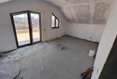 Casă individuală cu 5 camere cu Canalizare în Central - 10